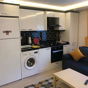 Apart Otel Luxx Mecidiyeköy, İstanbul